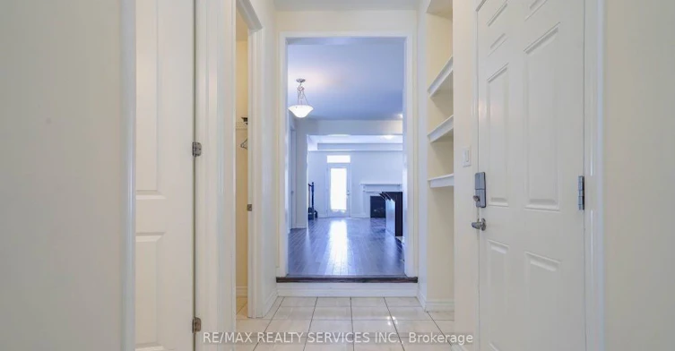 4 Divers Road, Brampton, ON, L7A 5C8 - 4