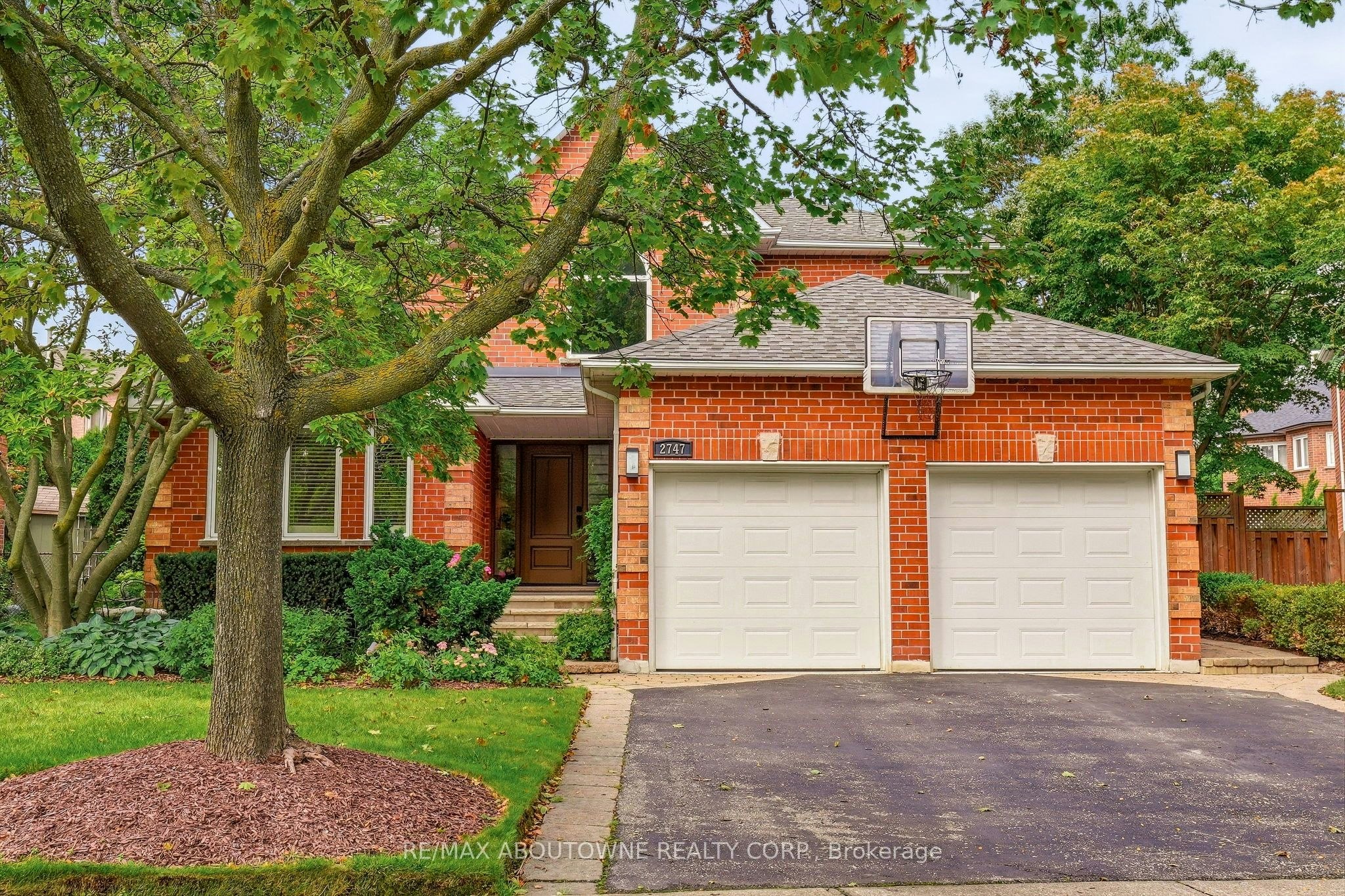 2747 Teak Crescent, Oakville, ON, L6J 7M7