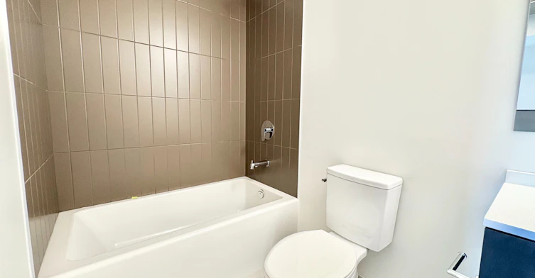 415-1 Vine Avenue, Toronto, ON, M6P 0C8 - 10