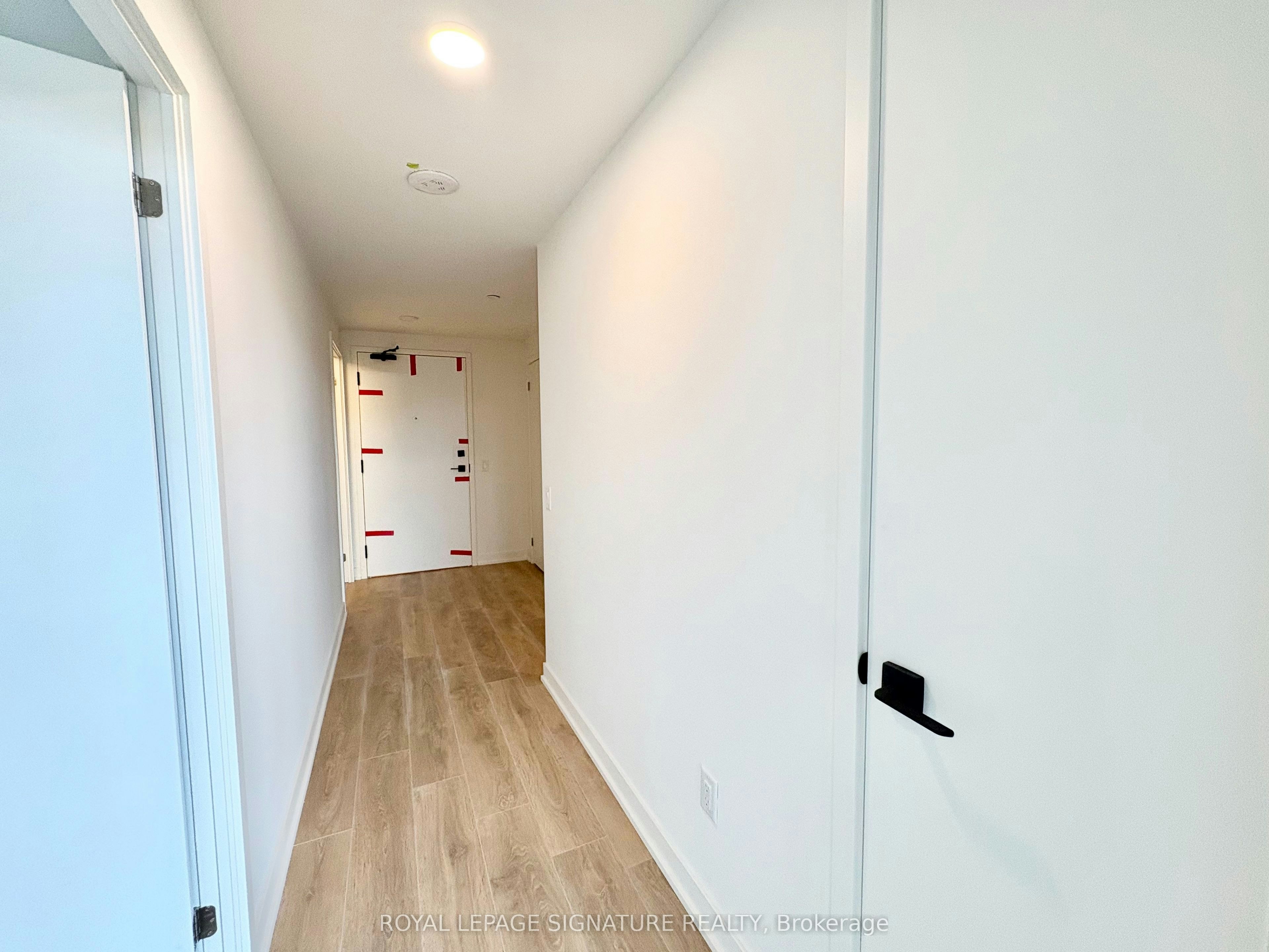 415-1 Vine Avenue, Toronto, ON, M6P 0C8 - 17