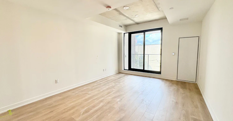 415-1 Vine Avenue, Toronto, ON, M6P 0C8 - 6