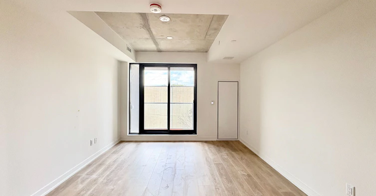 415-1 Vine Avenue, Toronto, ON, M6P 0C8 - 7