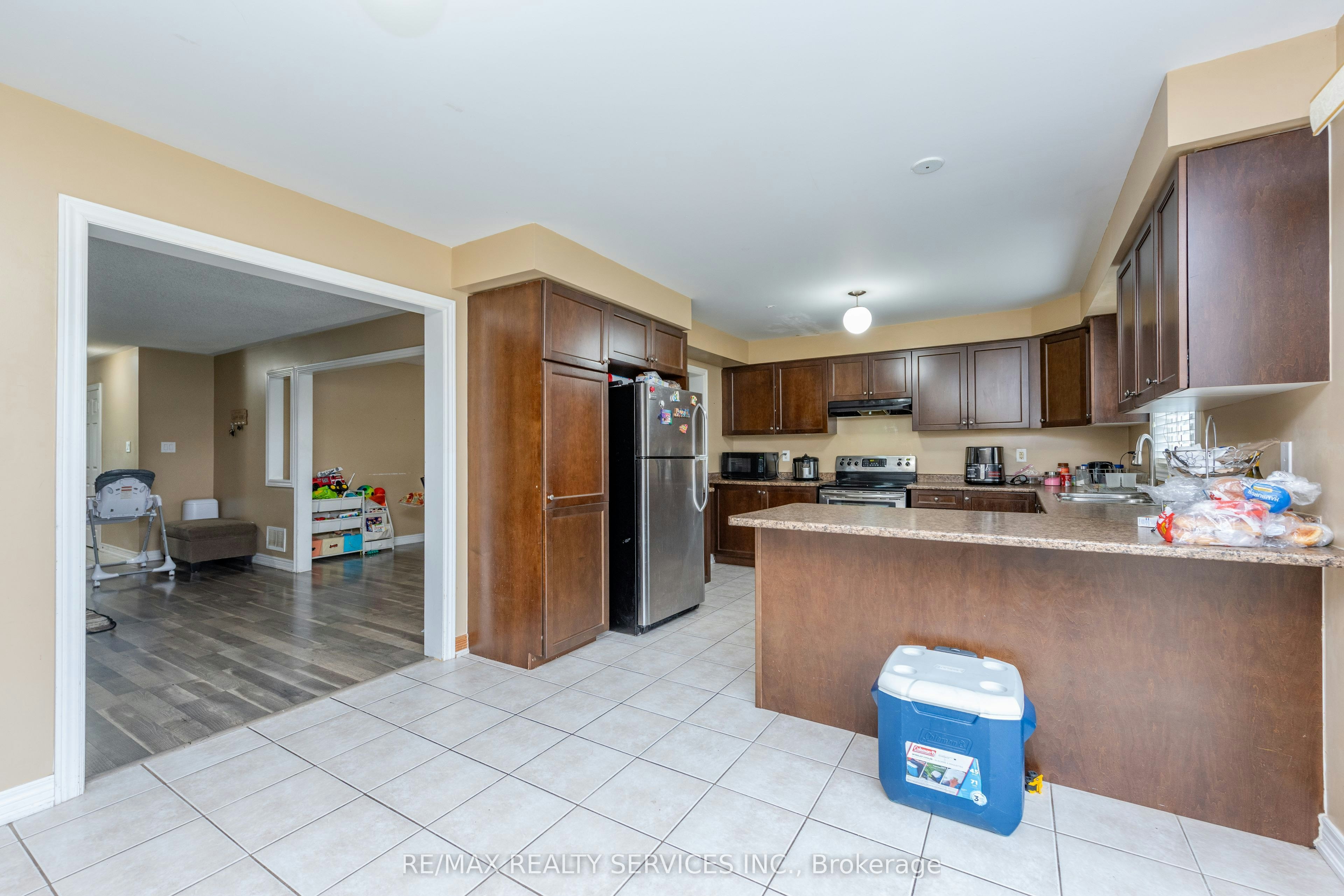59 Beachville Circle, Brampton, ON, L6X 0V3 - 7