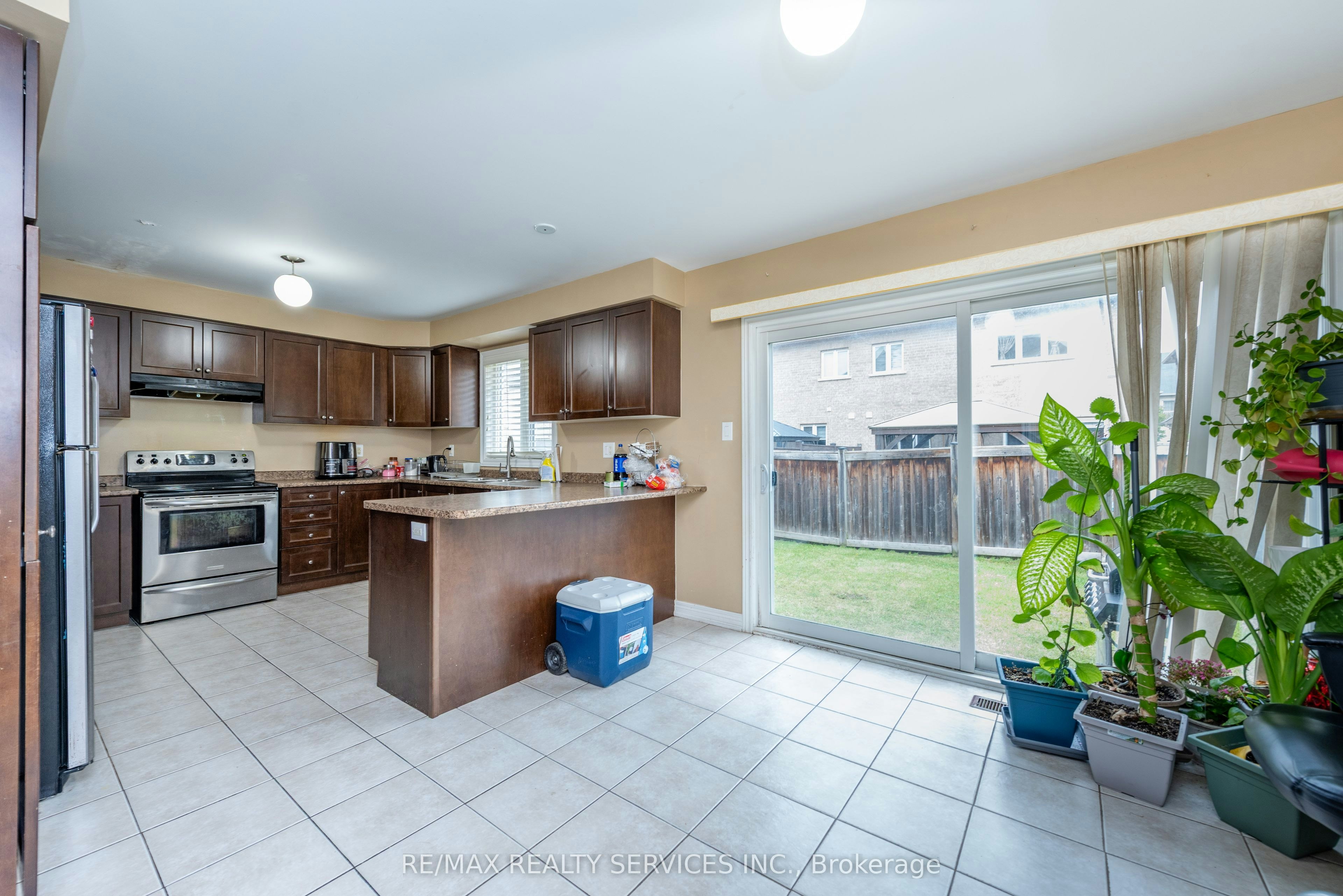 59 Beachville Circle, Brampton, ON, L6X 0V3 - 9