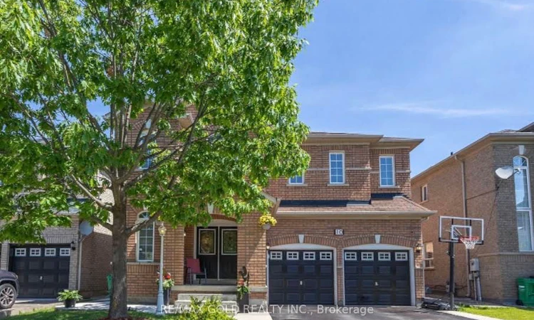10 Sir Jacobs Crescent