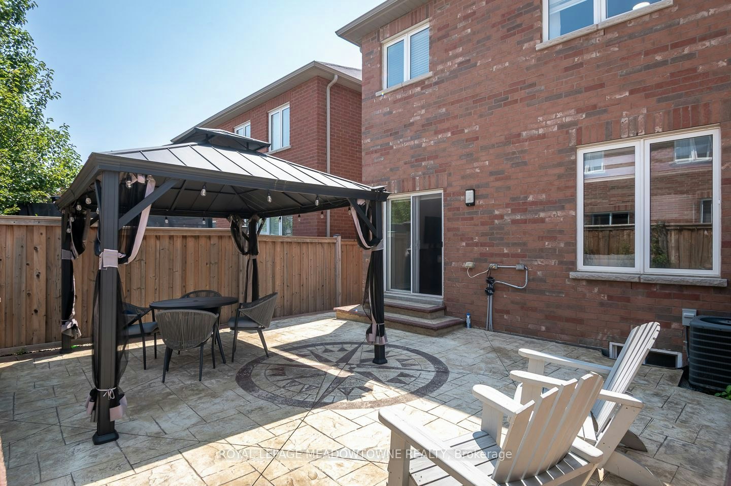 1079 Job Crescent, Milton, ON, L9T 8V5 - 39