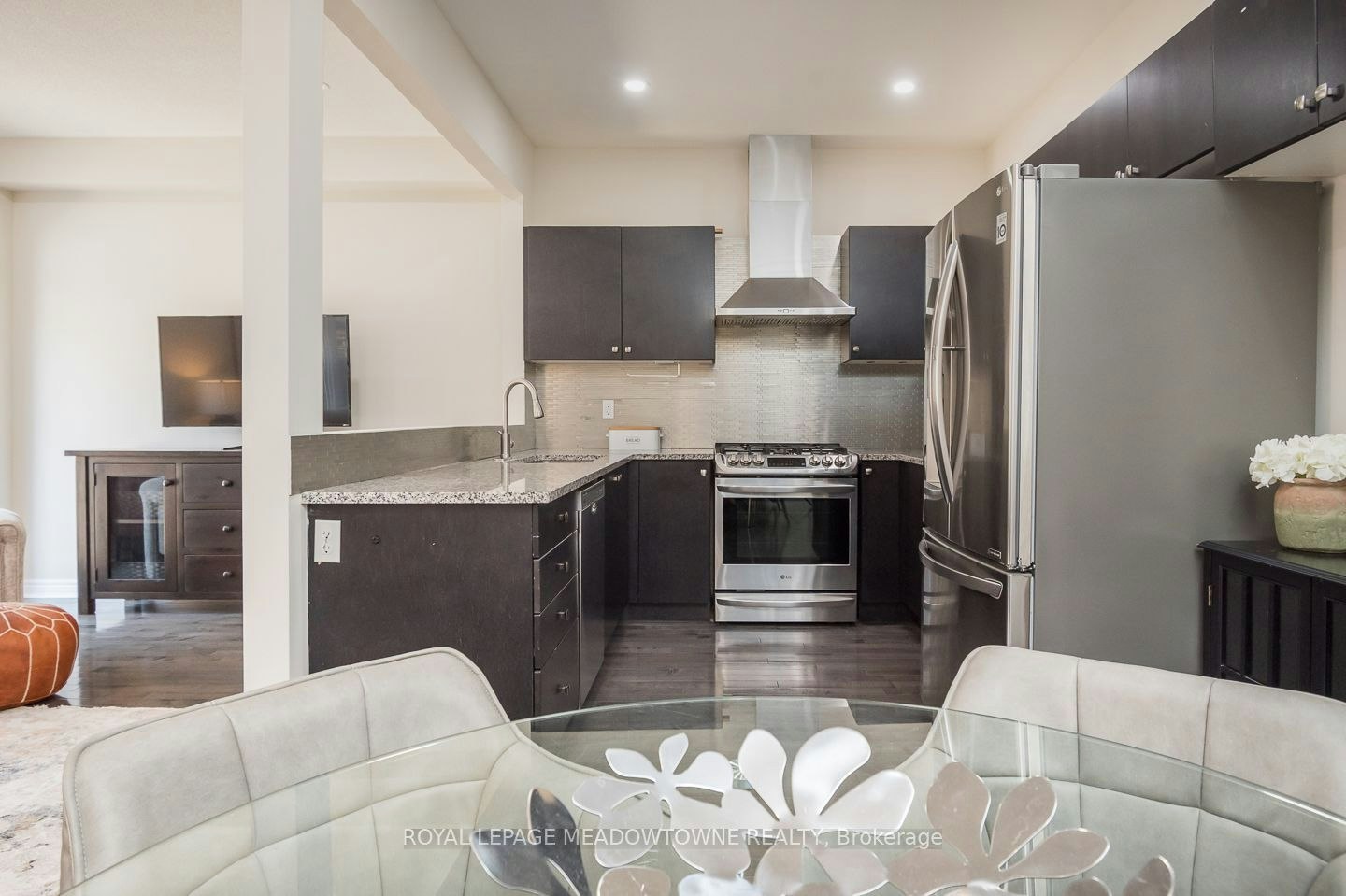 1079 Job Crescent, Milton, ON, L9T 8V5 - 12