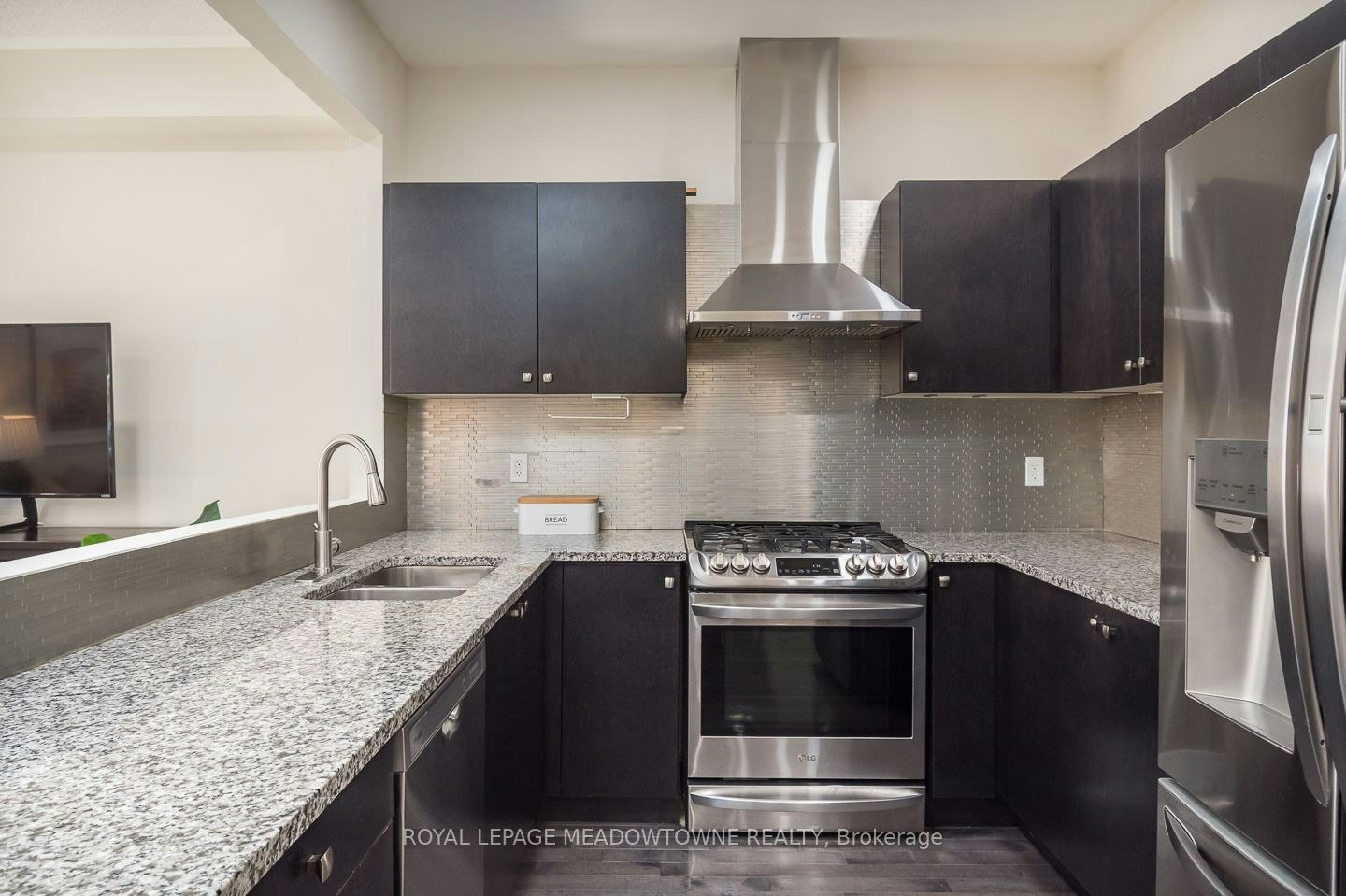 1079 Job Crescent, Milton, ON, L9T 8V5 - 13