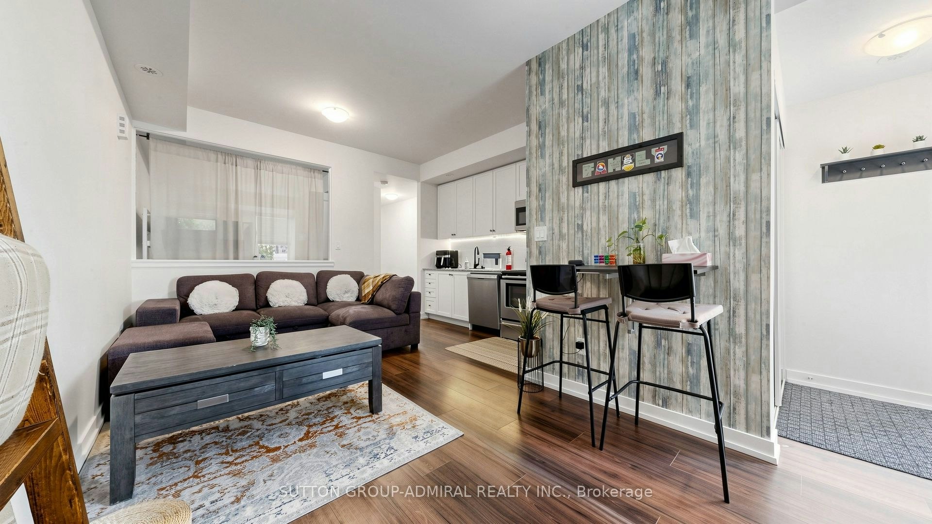 14-869 Wilson Avenue - 4
