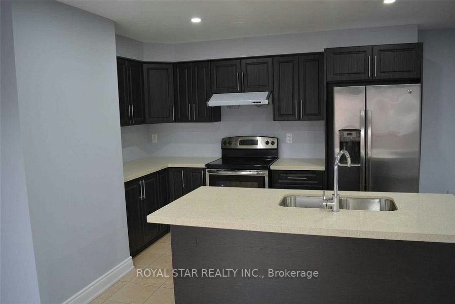 54 Baycliffe Crescent, Brampton, ON, L7A 3Z3 - 2