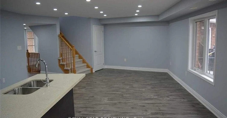 54 Baycliffe Crescent, Brampton, ON, L7A 3Z3