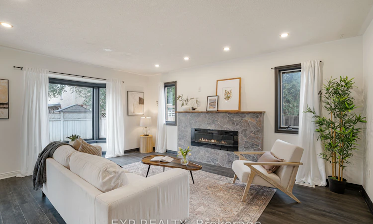 65 Pressed Brick Drive
