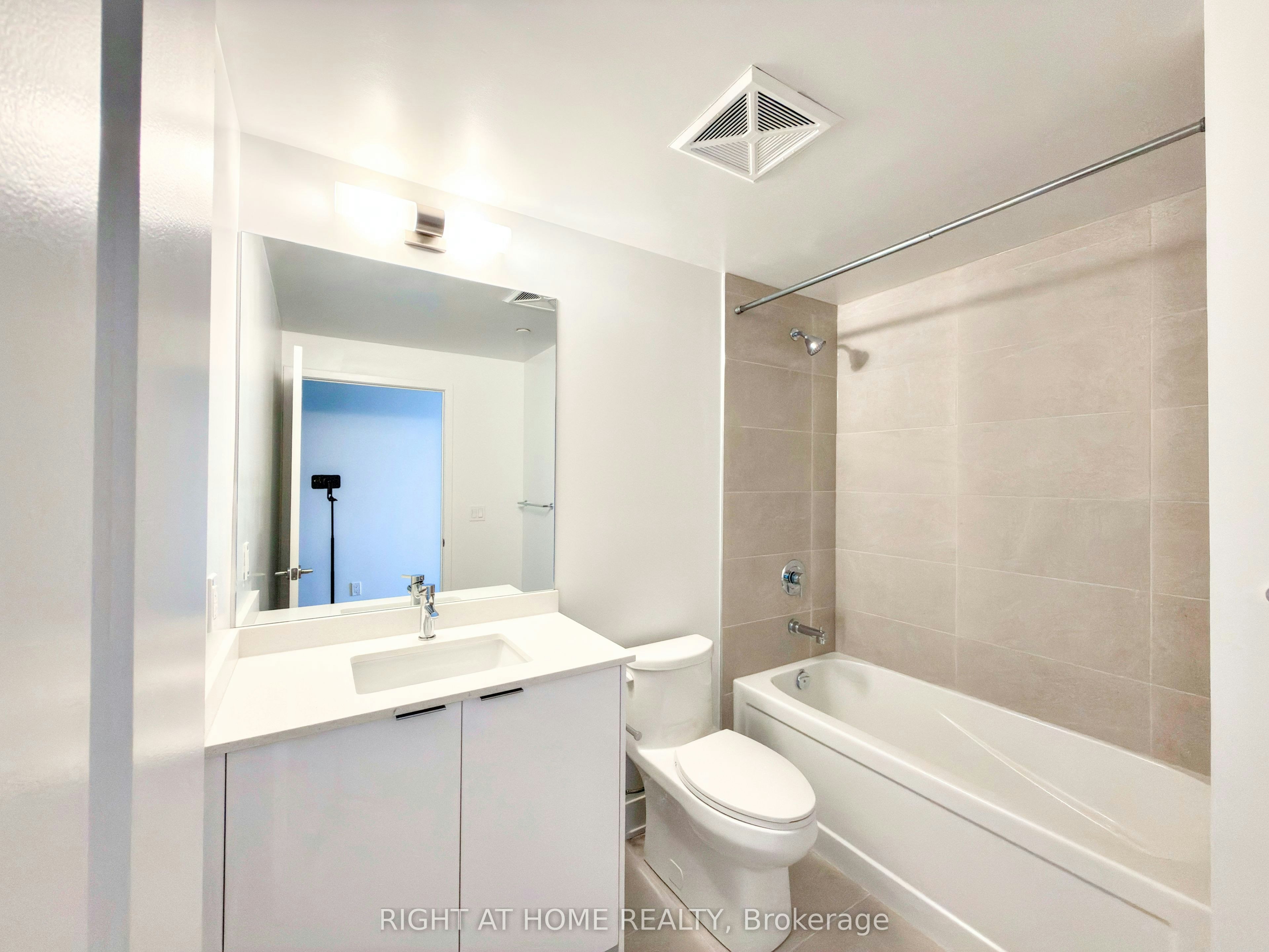 1202B-125 Nipissing Road, Milton, ON, L9T 1R3 - 14