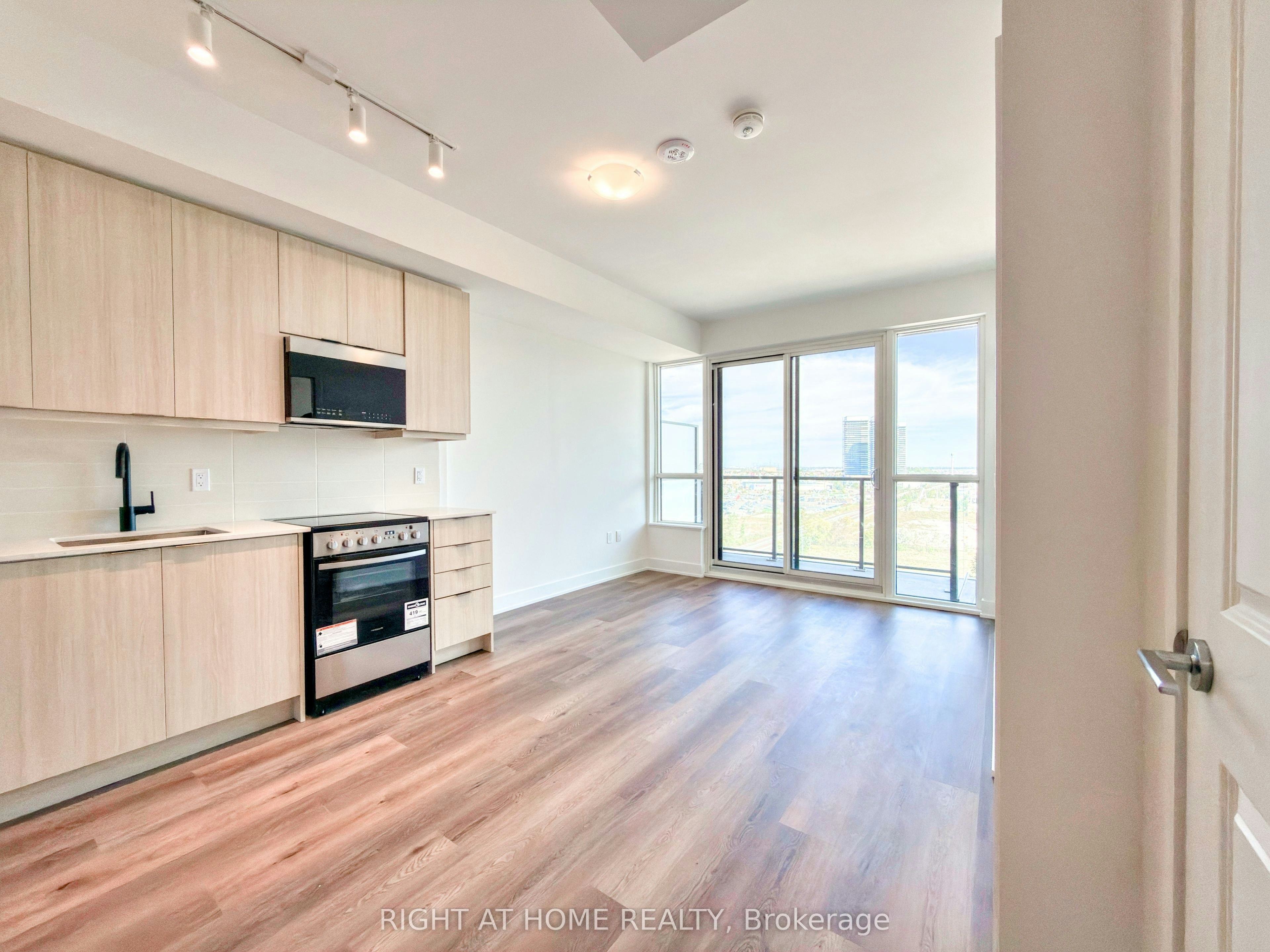 1202B-125 Nipissing Road, Milton, ON, L9T 1R3 - 11