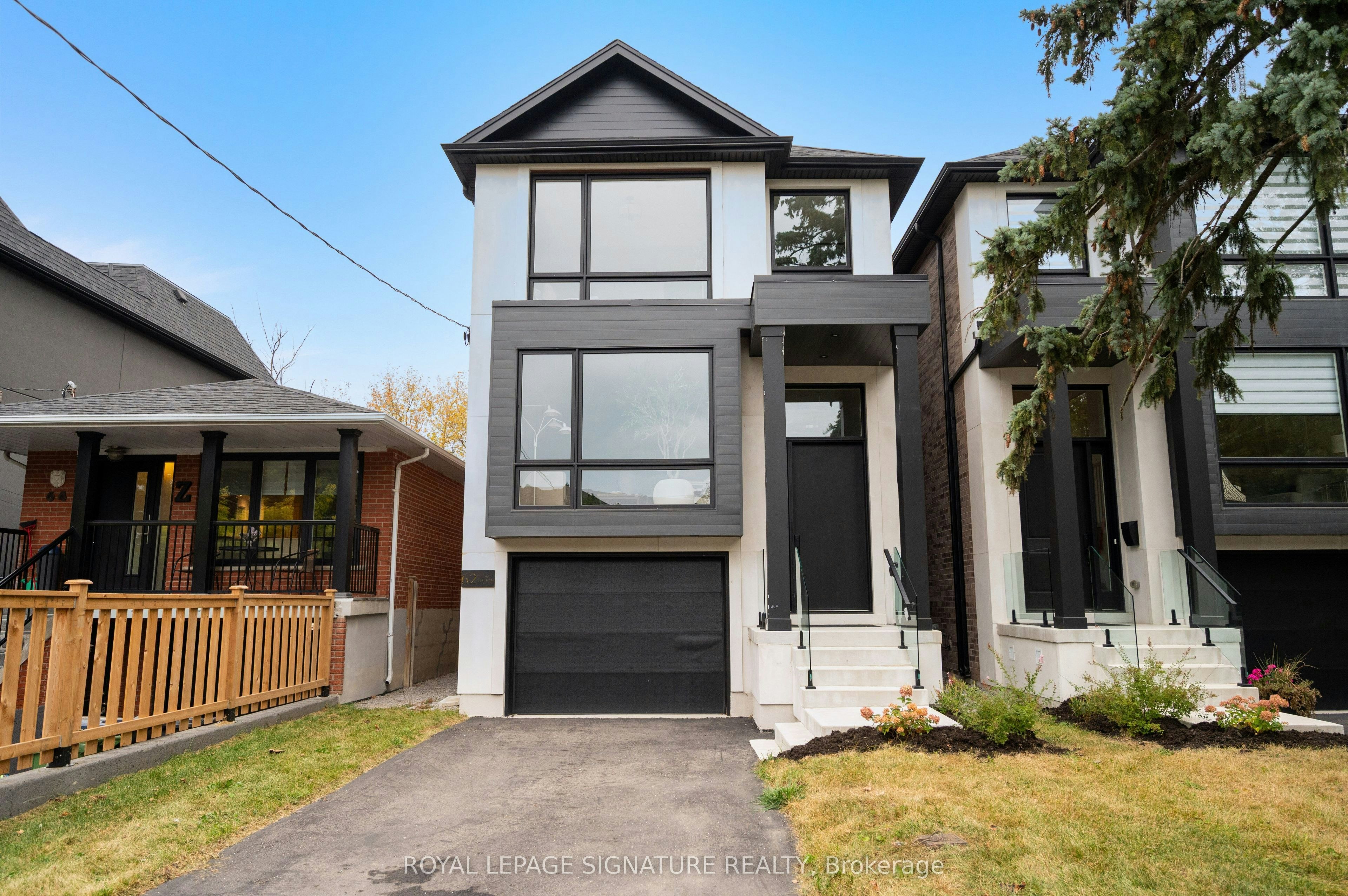 62 Ash Crescent, Toronto, ON, M8W 1E6