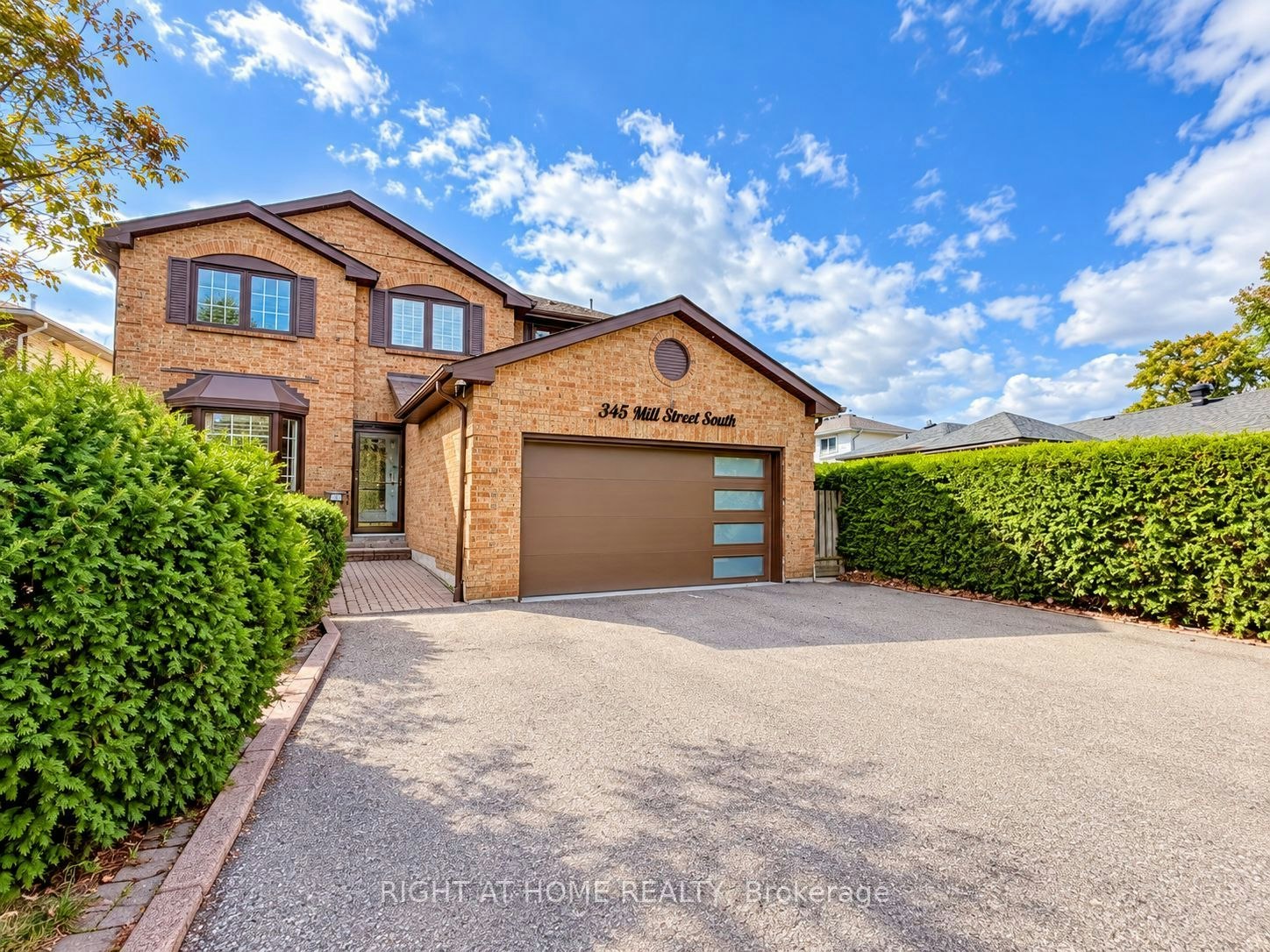 345 Mill Street S, Brampton, ON, L6Y 2Y8