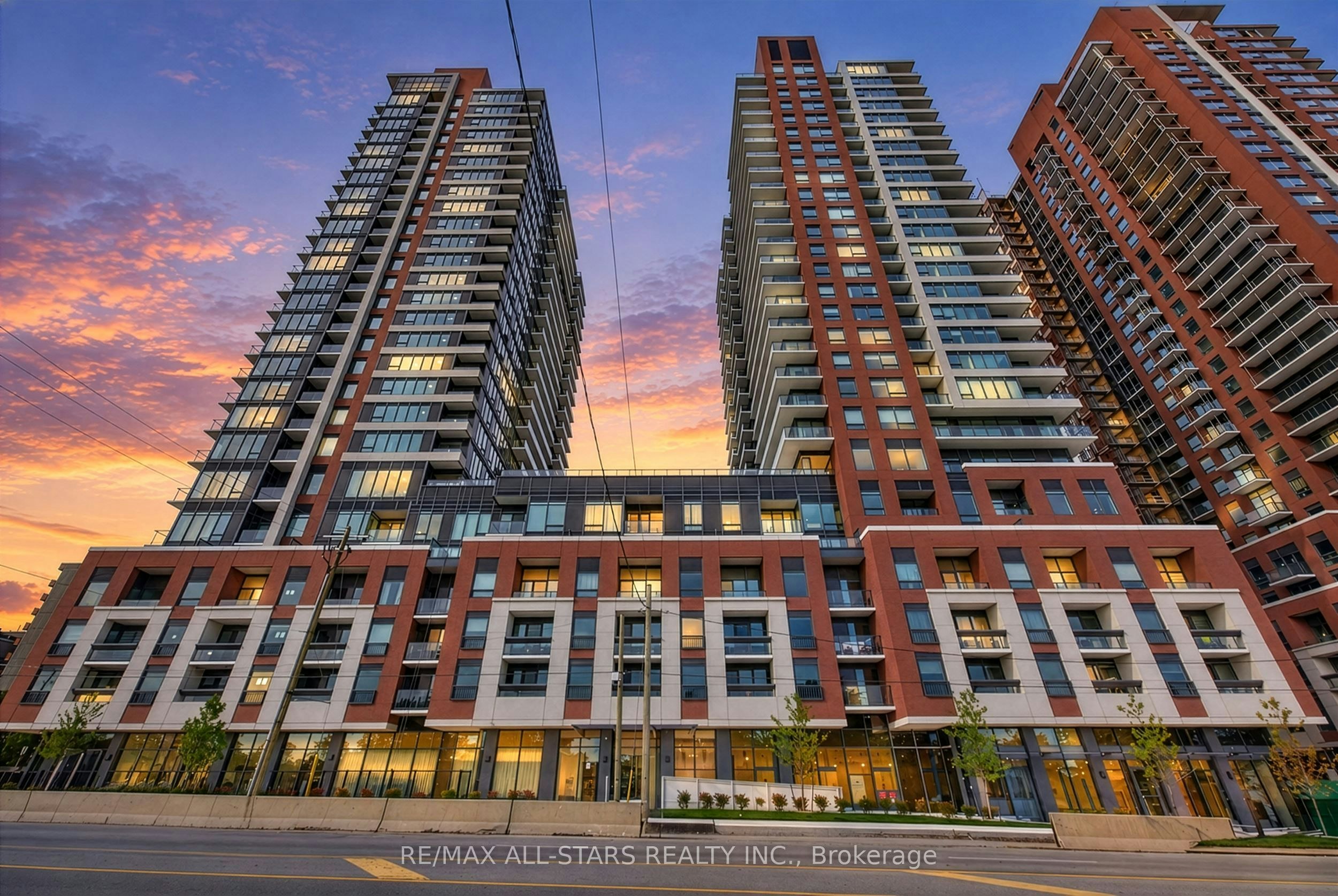 311-4010 Eglinton Avenue W, Toronto, ON, M9A 0G5
