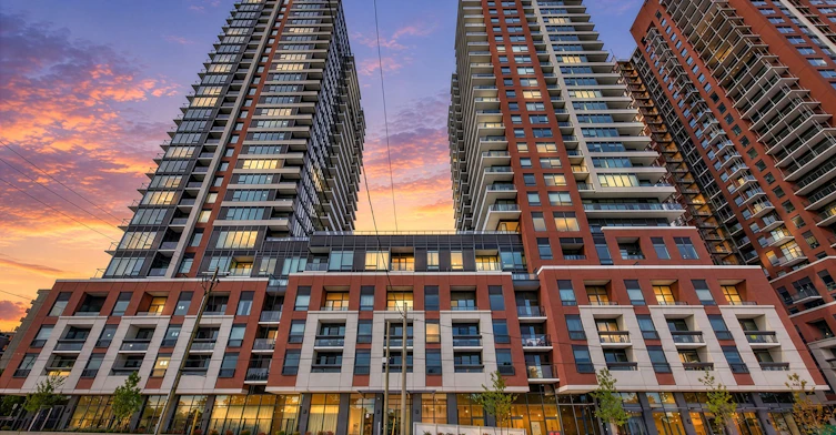 311-4010 Eglinton Avenue W, Toronto, ON, M9A 0G5