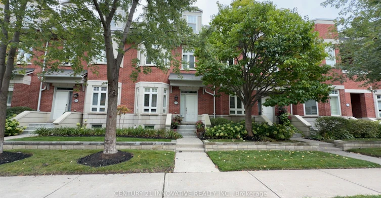 16 St Lawrence Drive, Mississauga, ON, L5G 4V6 - 2