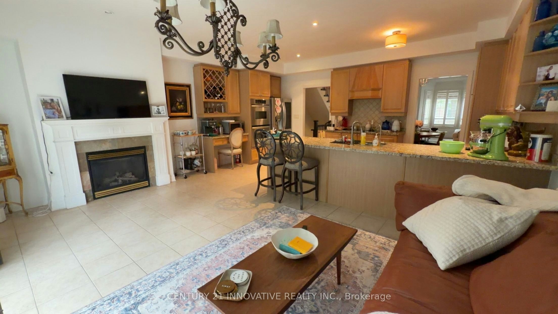 16 St Lawrence Drive, Mississauga, ON, L5G 4V6 - 8