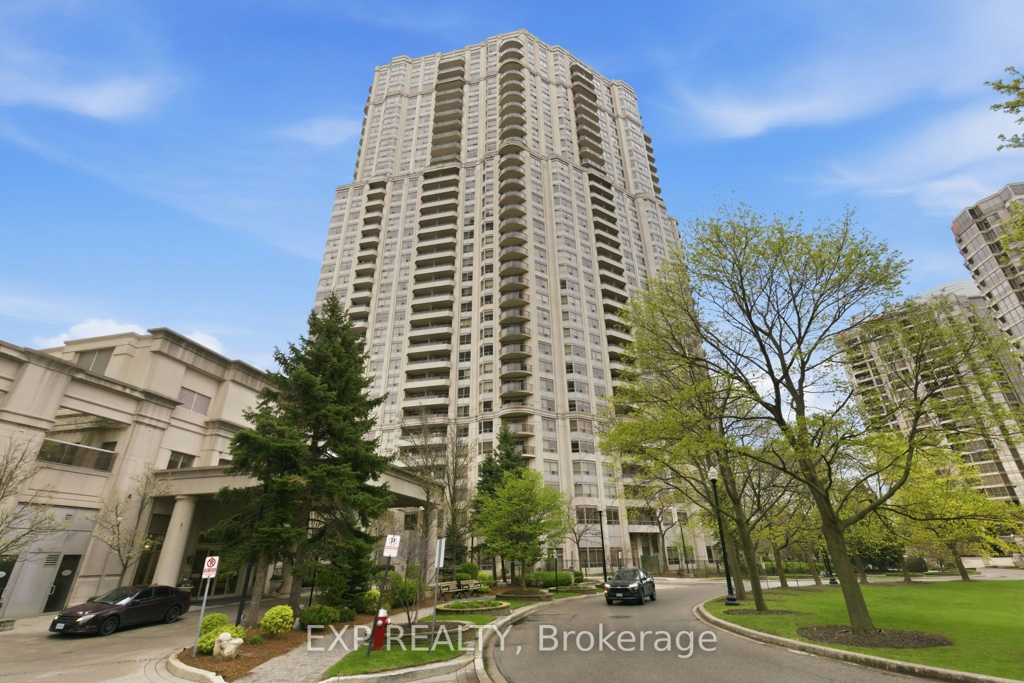 2120-25 Kingsbridge Garden Circle, Mississauga, ON, L5R 4B1