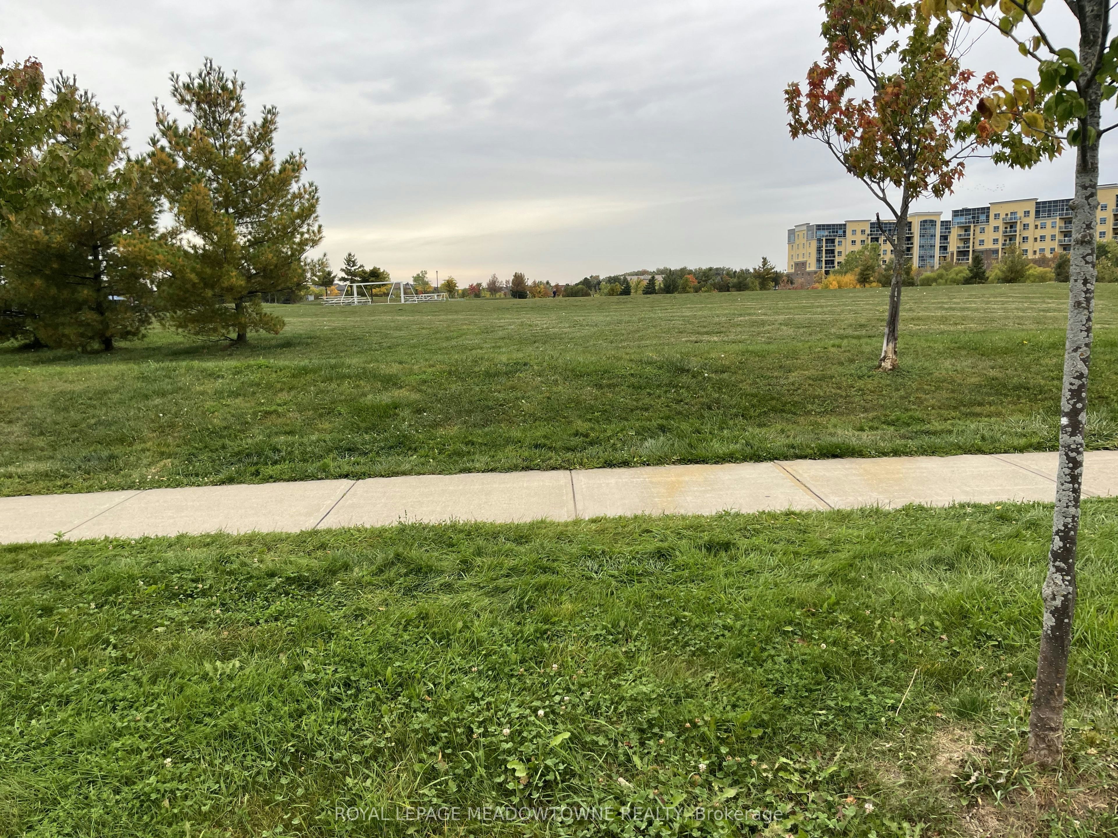 1240 Costigan Road, Milton, ON, L9T 0Y9 - 21