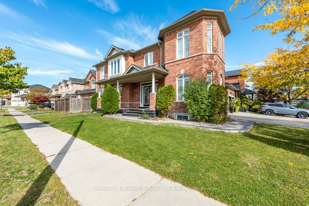 1 Bouvier Gate, Brampton, ON, L7A 3T7