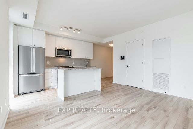 305-335 Wheat Boom Drive, Oakville, ON, L6H 7Y1 - 9