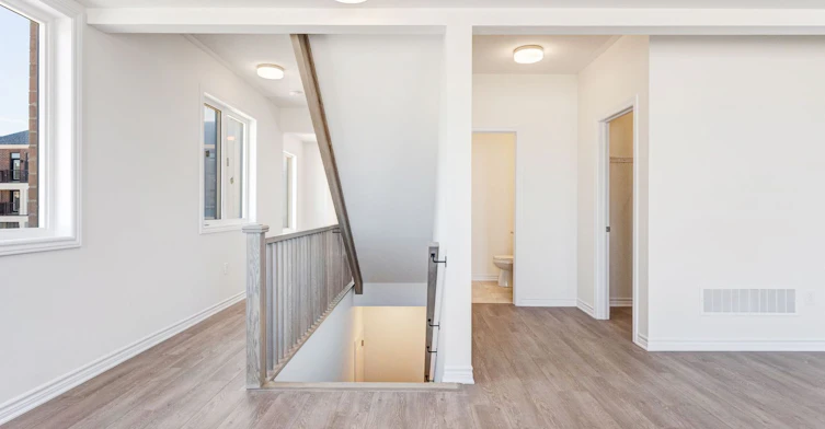 Upper-34 Thornbird Crescent, Brampton, ON, L7A 0B8 - 6