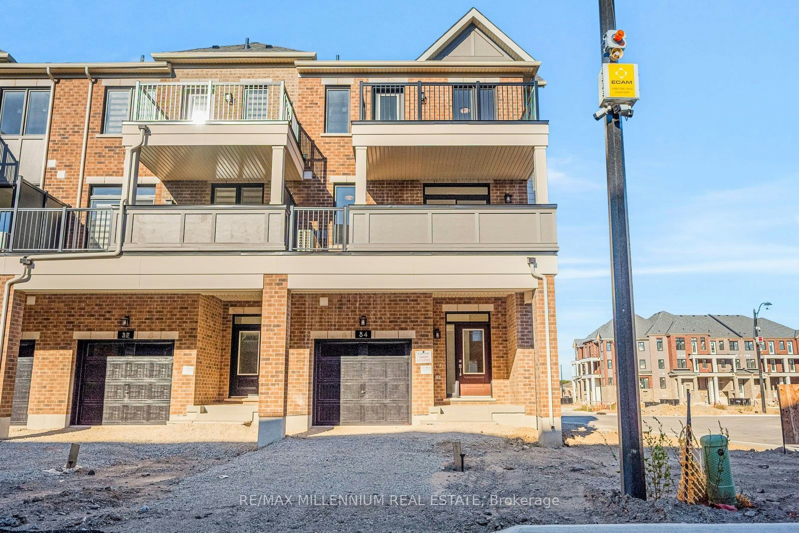 Upper-34 Thornbird Crescent, Brampton, ON, L7A 0B8