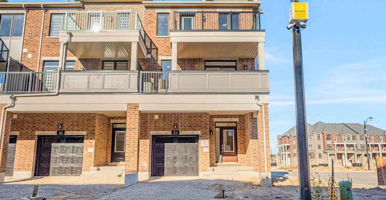 Upper-34 Thornbird Crescent, Brampton, ON, L7A 0B8