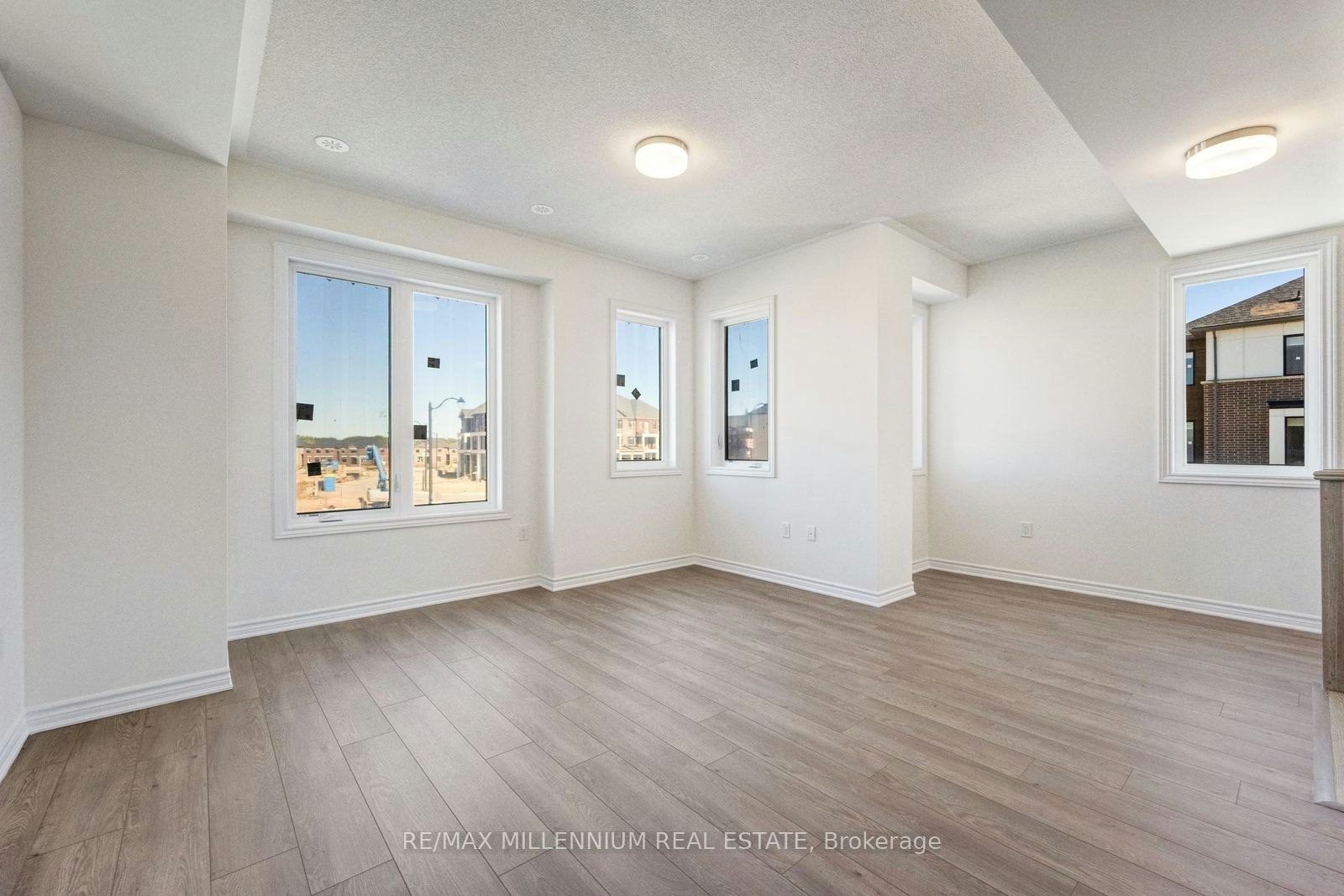Upper-34 Thornbird Crescent, Brampton, ON, L7A 0B8 - 7