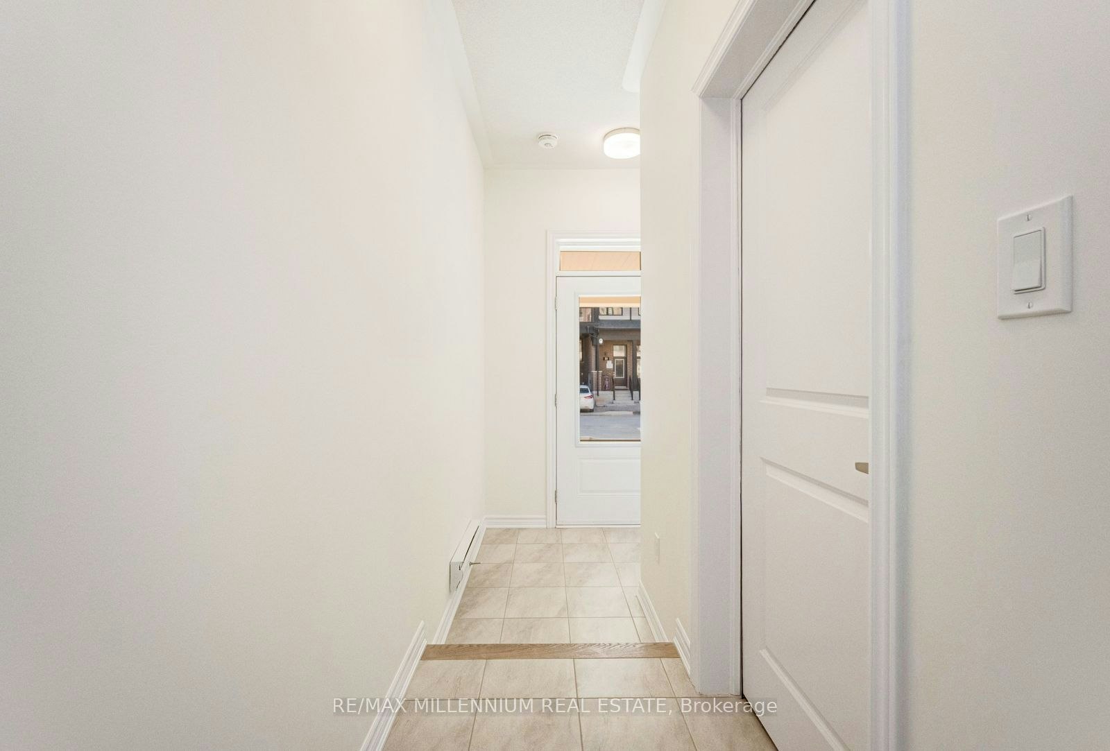 Upper-34 Thornbird Crescent, Brampton, ON, L7A 0B8 - 3