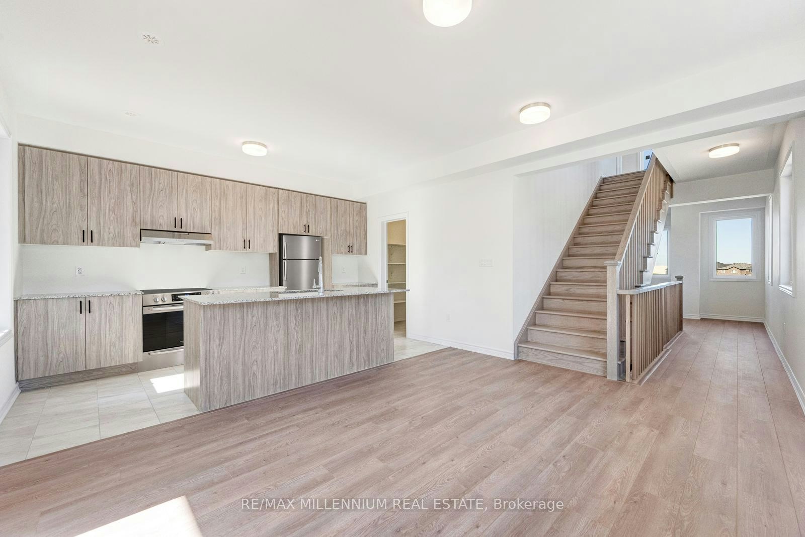 Upper-34 Thornbird Crescent, Brampton, ON, L7A 0B8 - 17