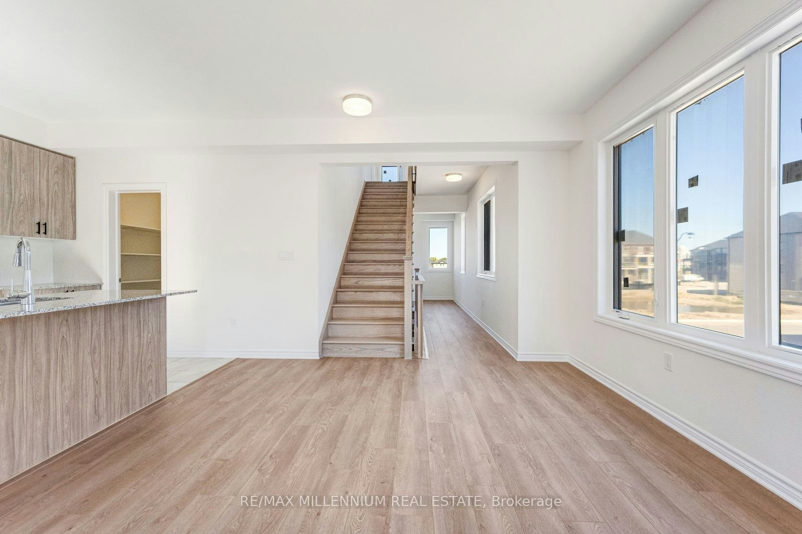 Upper-34 Thornbird Crescent, Brampton, ON, L7A 0B8 - 16