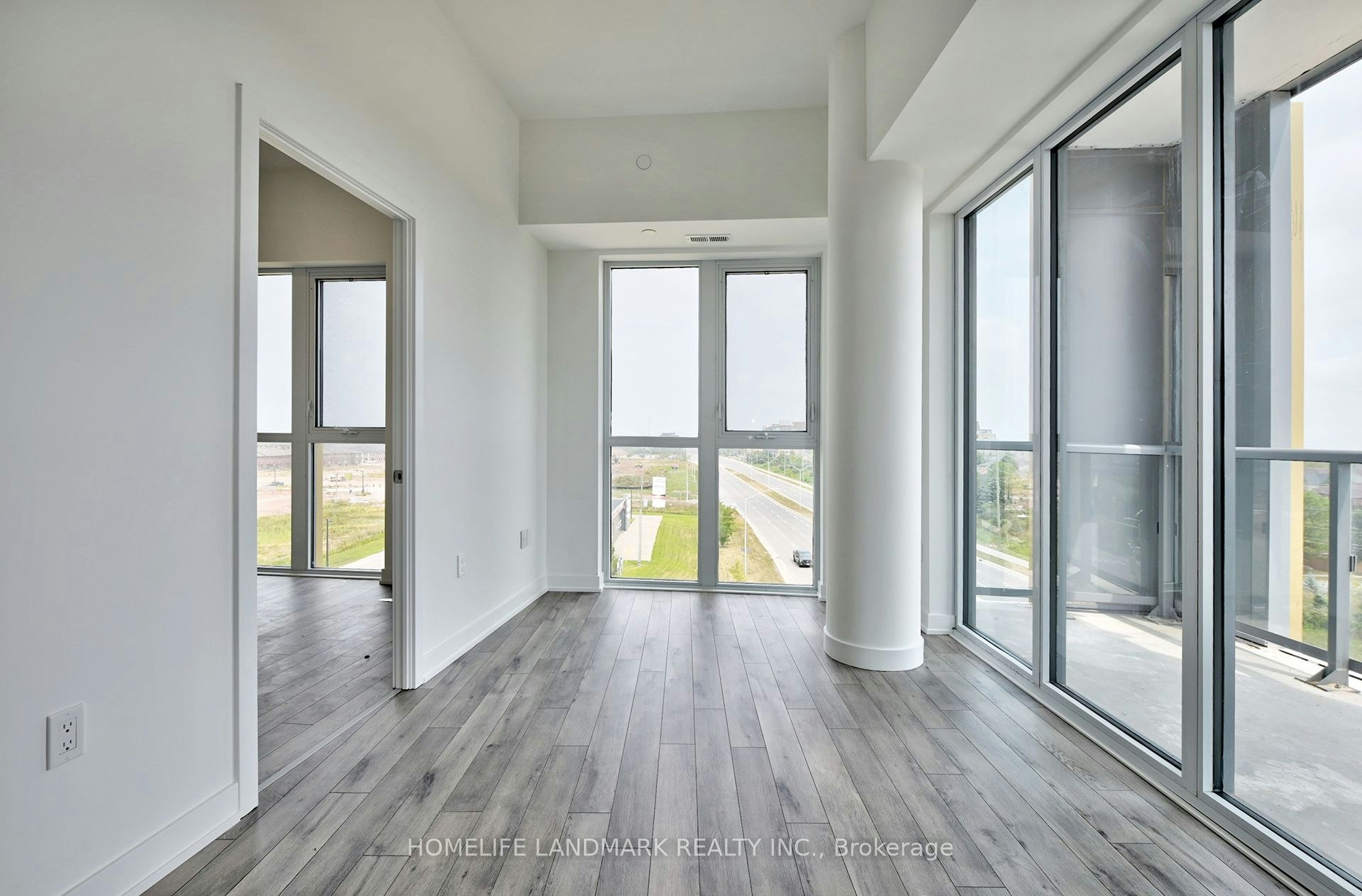 720-1005 Dundas Street E, Oakville, ON, L6H 8C7 - 5