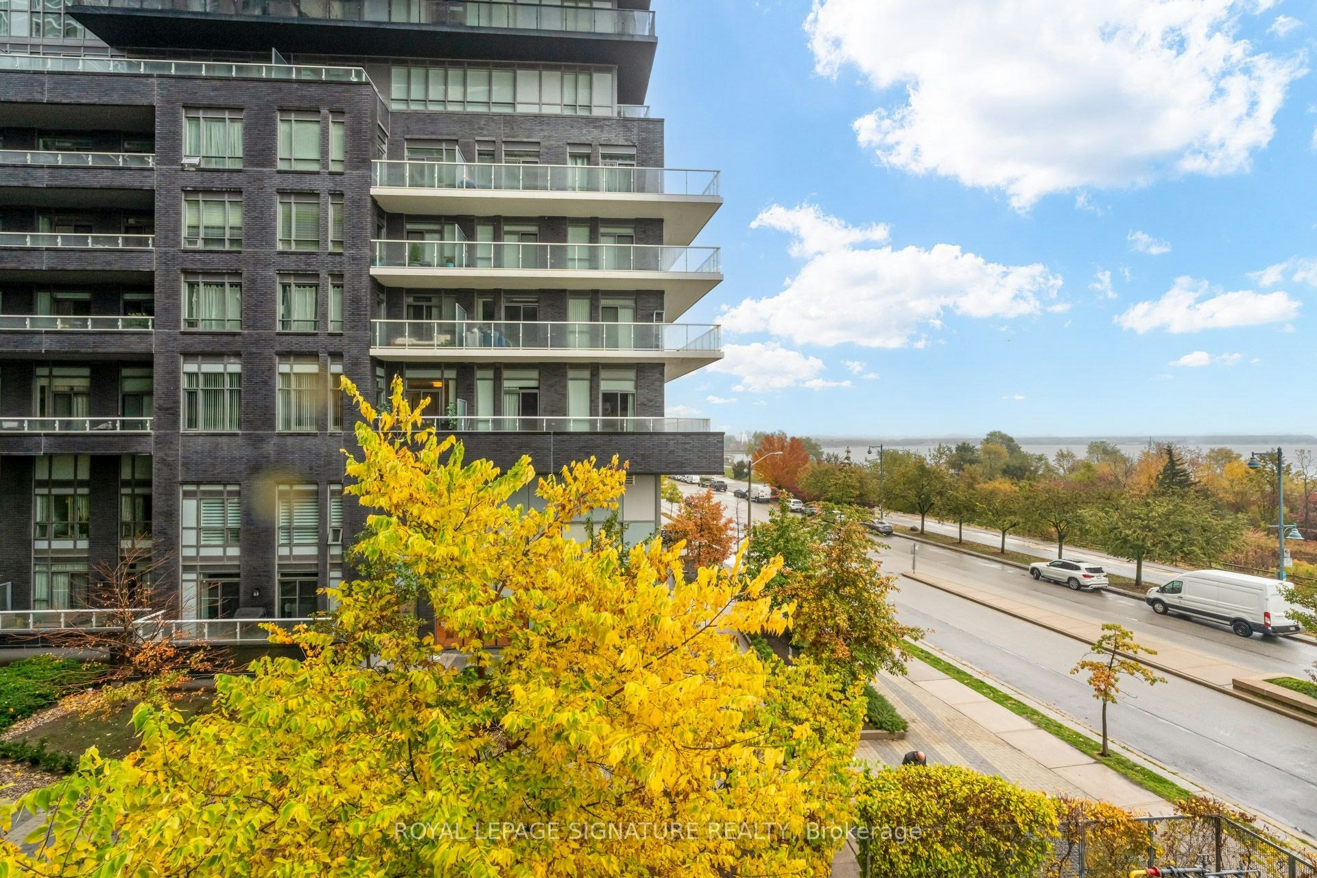 B415-60 Annie Craig Drive, Toronto, ON, M8V 0C4 - 23