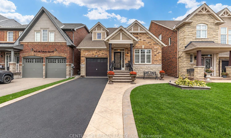 66 Mcechearn Crescent