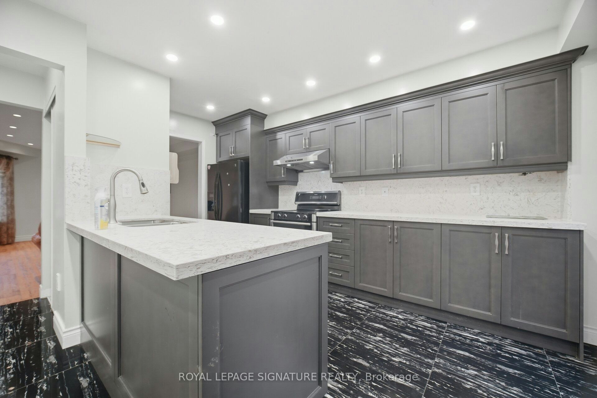213 Fernforest Drive, Brampton, ON, L6R 1T7 - 10