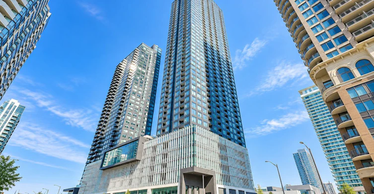 2408-395 Square One Drive, Mississauga, ON, L5B 0P6