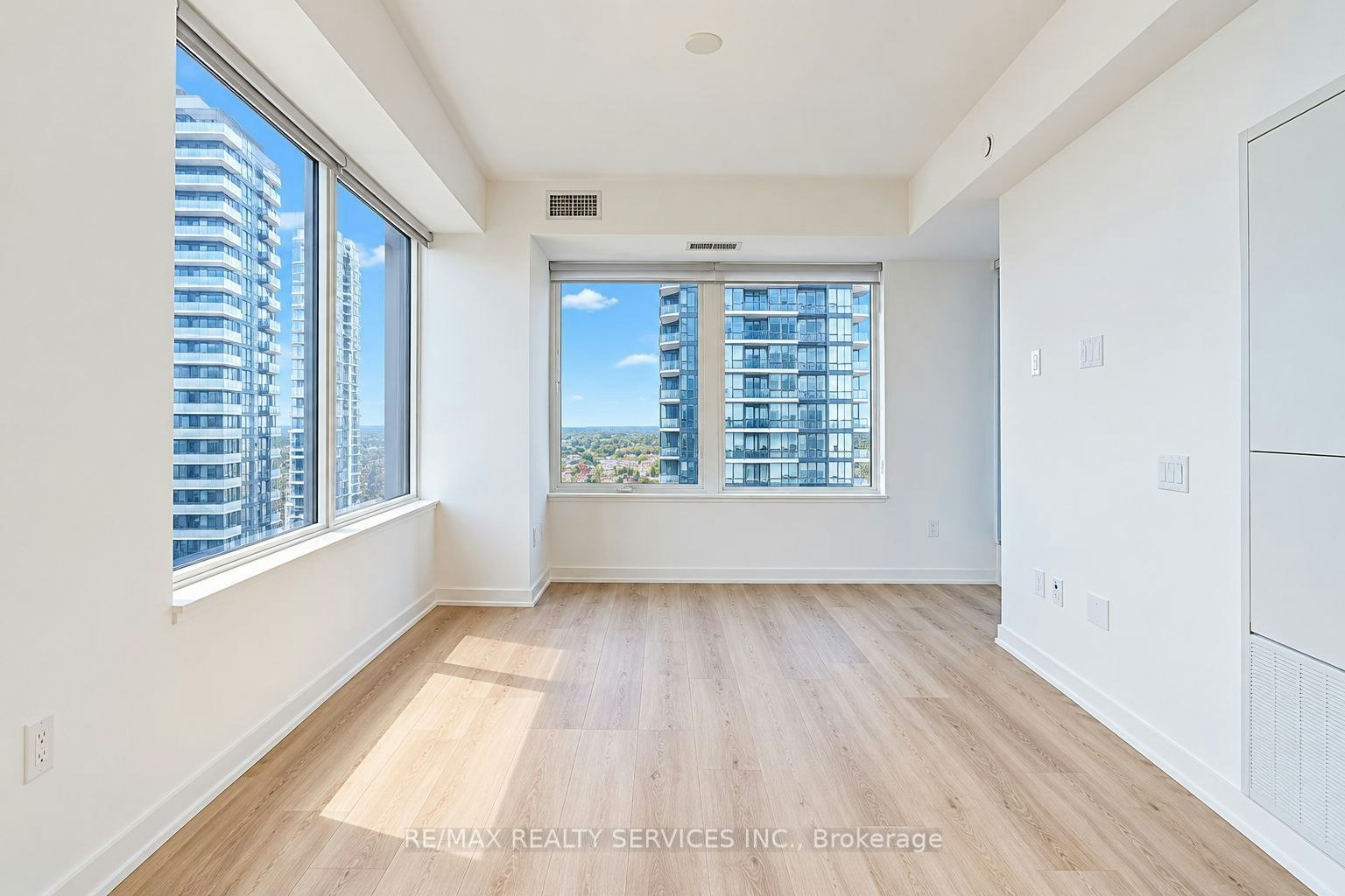 2408-395 Square One Drive, Mississauga, ON, L5B 0P6 - 4
