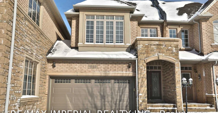 1233 Agram Drive, Oakville, ON, L6H 7P1