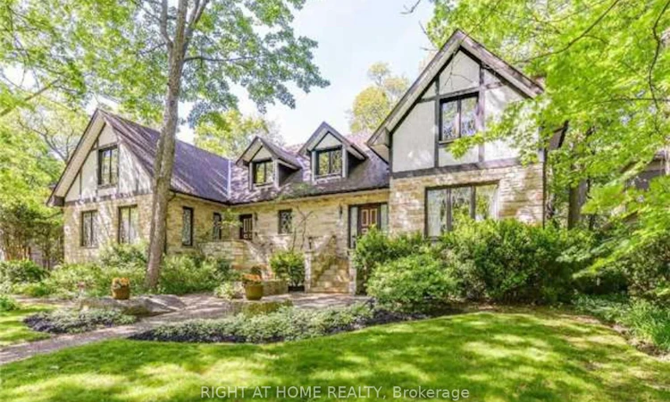 2123 Gordon Drive