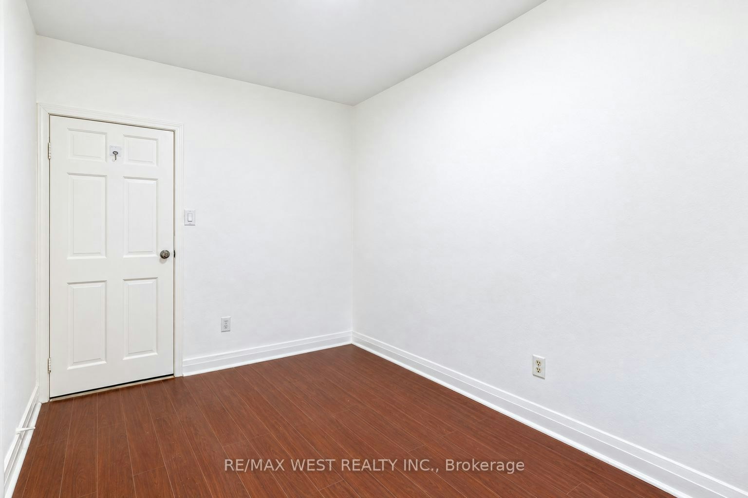 Main-203 Islington Avenue, Toronto, ON, M8V 3B8 - 32