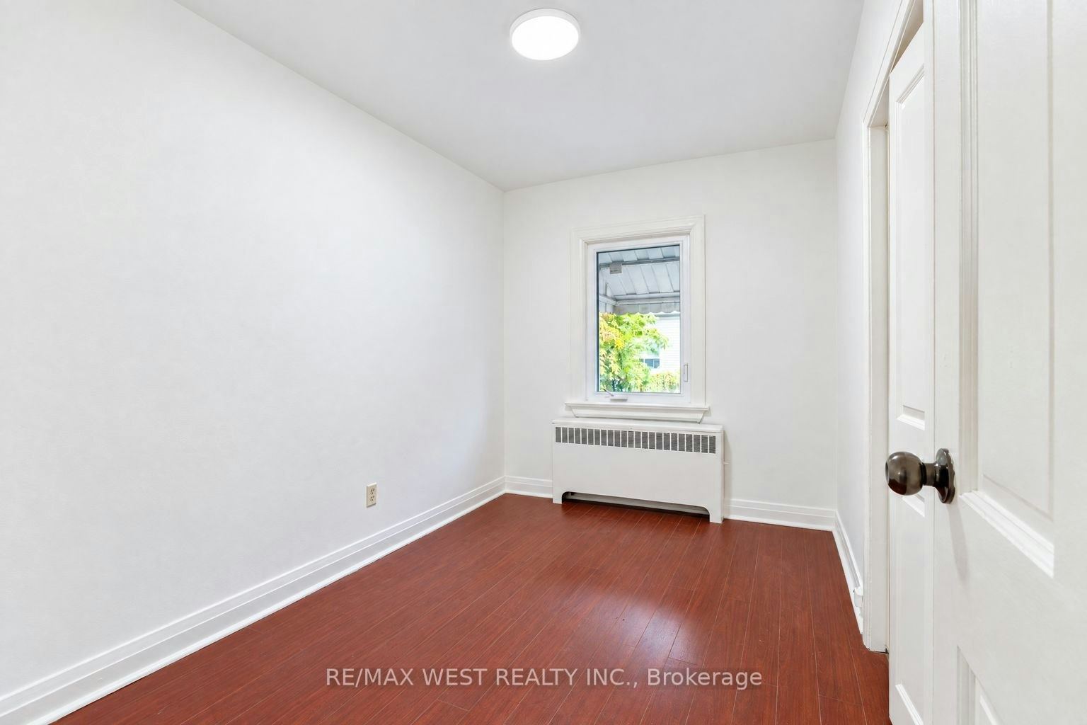 Main-203 Islington Avenue, Toronto, ON, M8V 3B8 - 30