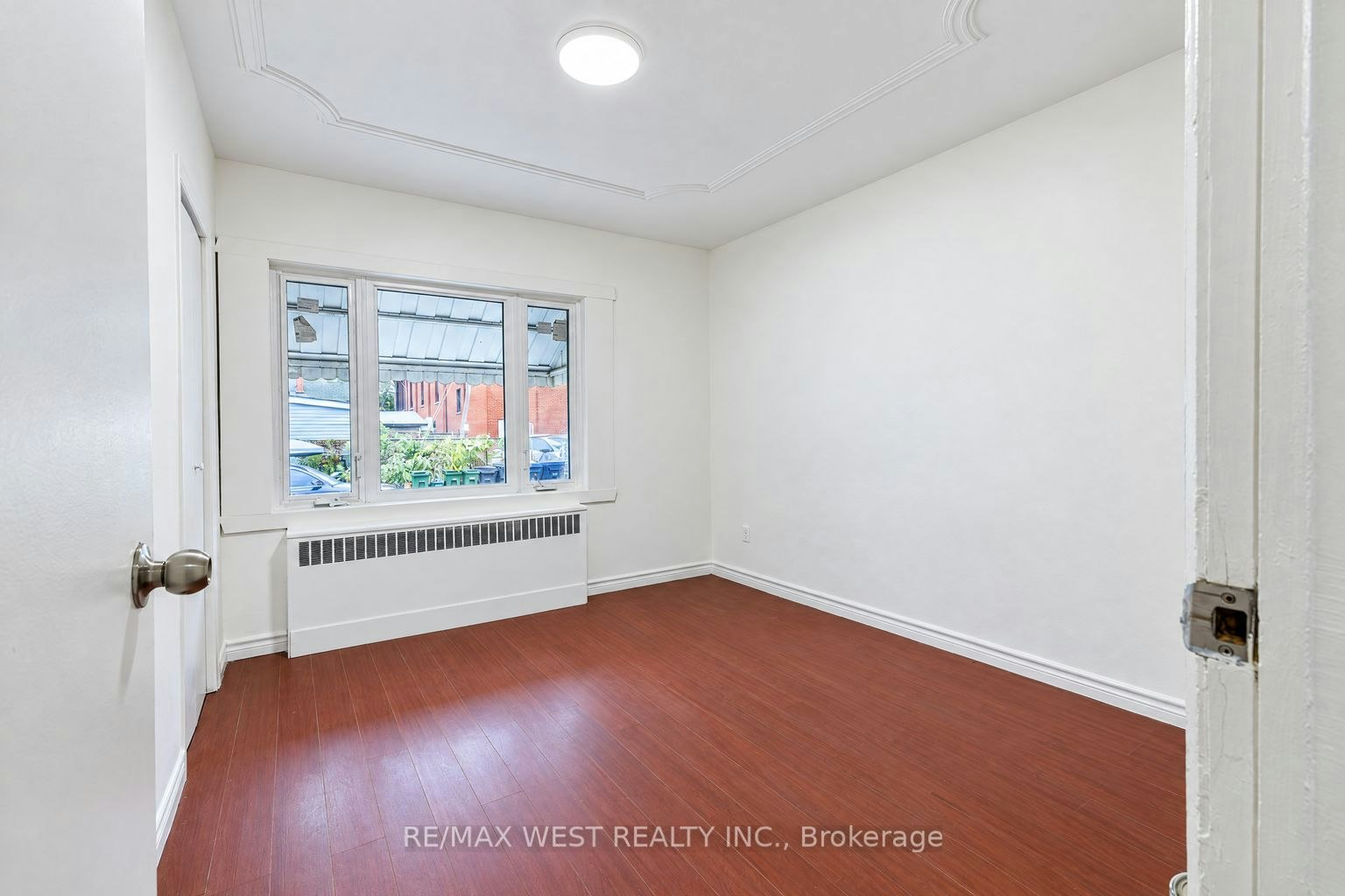 Main-203 Islington Avenue, Toronto, ON, M8V 3B8 - 23