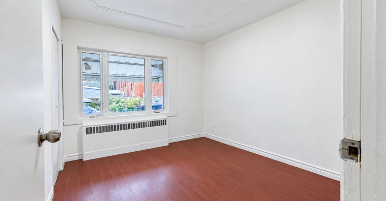 Main-203 Islington Avenue, Toronto, ON, M8V 3B8 - 23