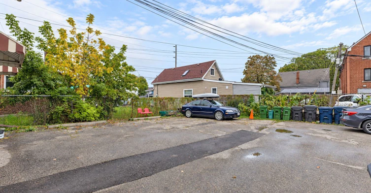 Main-203 Islington Avenue, Toronto, ON, M8V 3B8 - 36