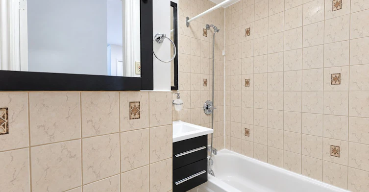 Main-203 Islington Avenue, Toronto, ON, M8V 3B8 - 21