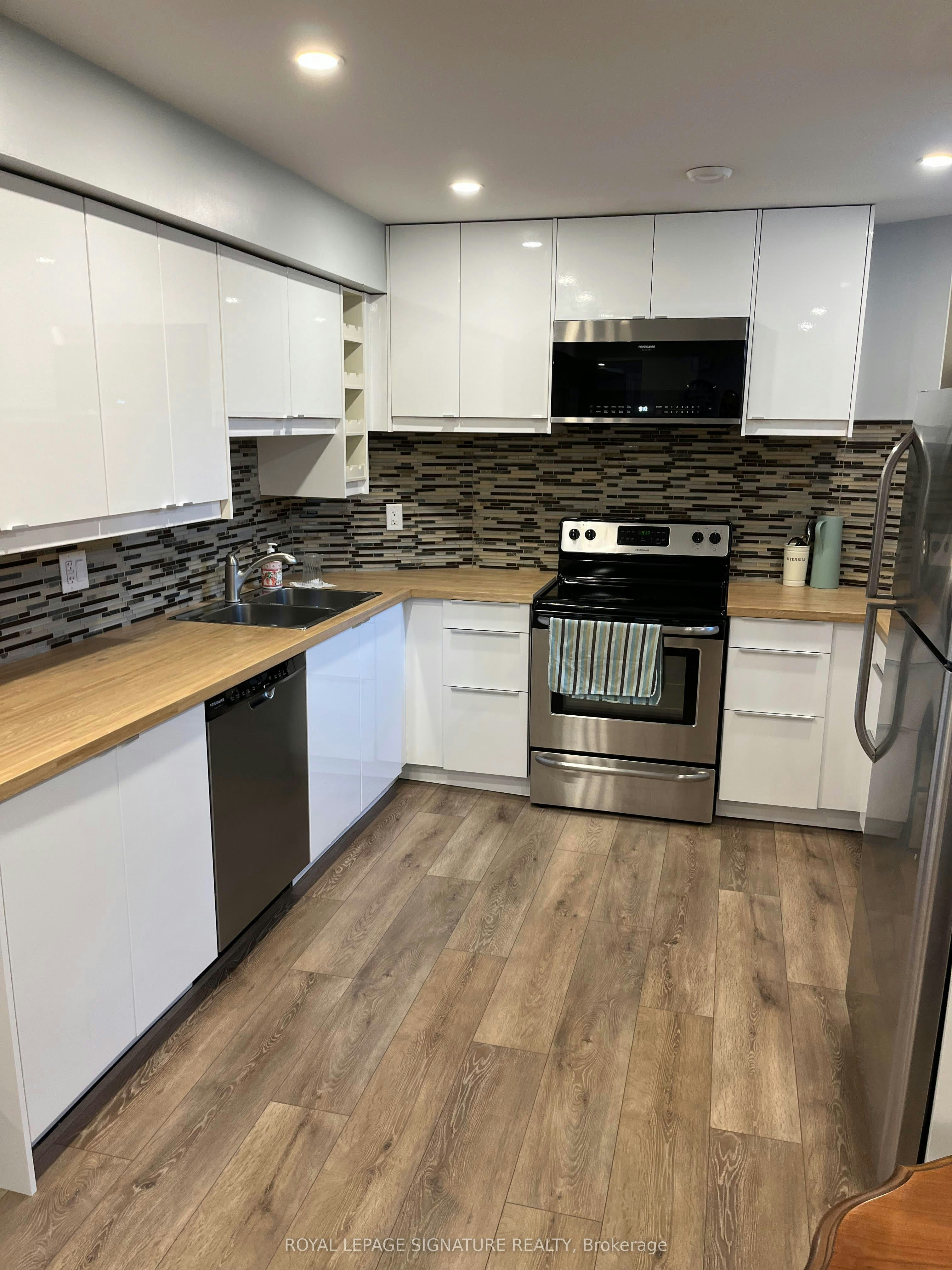 Bsmt-21 Melbert Road, Toronto, ON, M9C 3P5 - 2